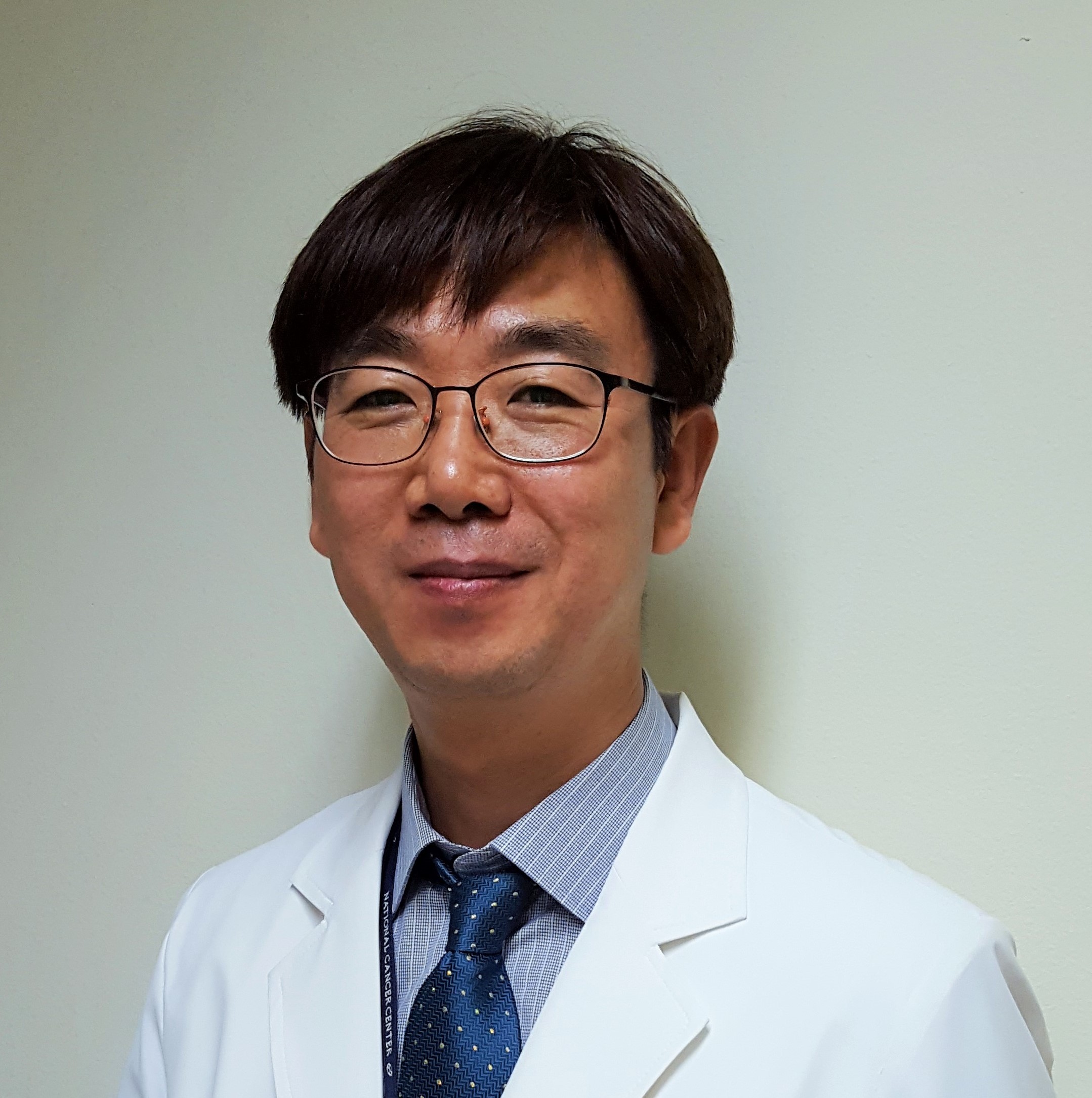 Dr. Dongho Shin portrait